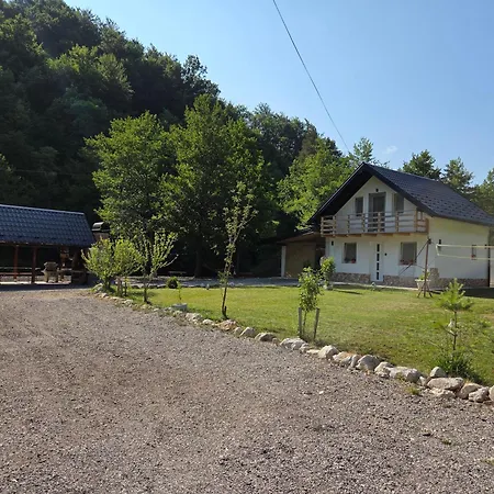 Feriehus Otoka Josikovic